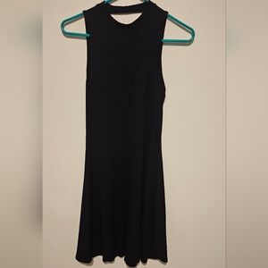 Daytrip short black strapless dress, small